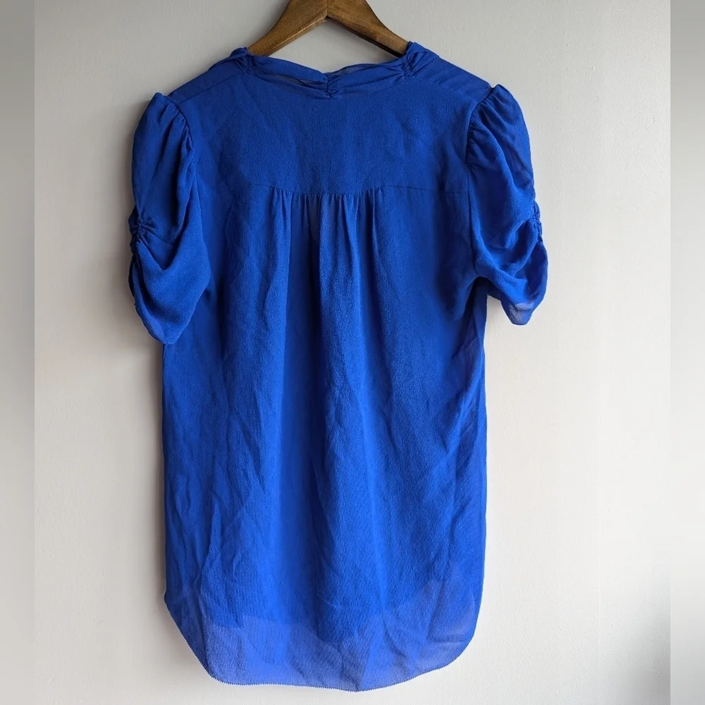 Aritzia BABATON Royal Blue Tinsley 100% Silk Blouse Size XS Fairy  Grunge Luxury - Picture 2 of 9